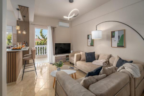 Comfortable house in Athens Metro Mall